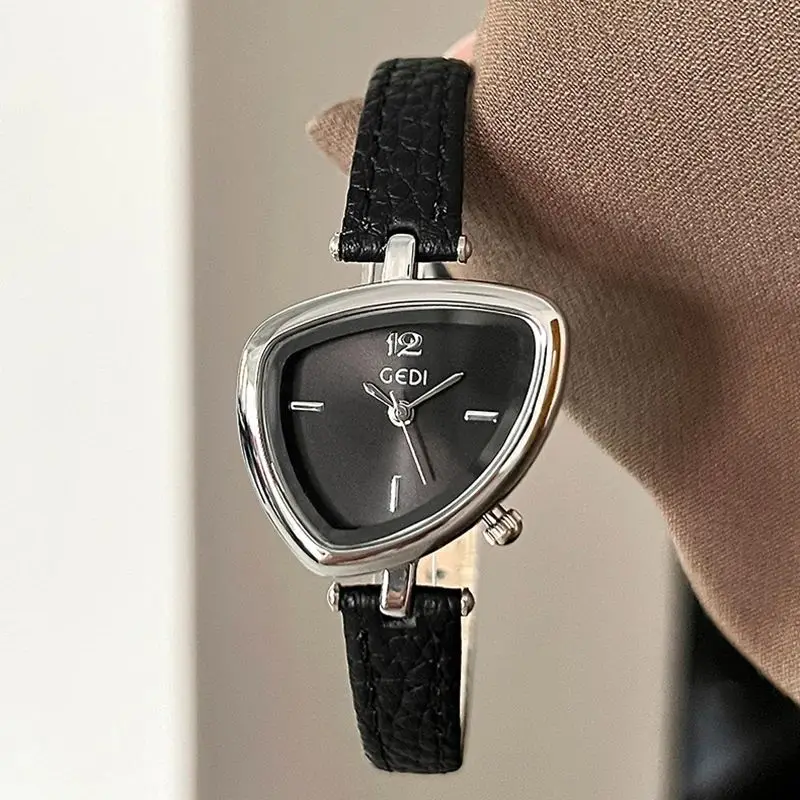 Women's Watches Casual Simple Irregular Triangular Dial Waterproof Bracelet Fashionable Women's Wristwatch
Women's Watches Casual Simple Irregular Triangular Dial Waterproof Bracelet Fashionable Women's Wristwatch