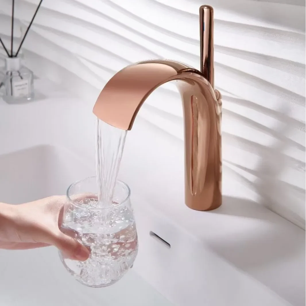 Раковина под столешницу, раковина для мытья рук, умывальник, смеситель, бытовая ванная комната, полностью медный смеситель для горячей и холодной воды, белый.
Раковина под столешницу, раковина для мытья рук, умывальник, смеситель, бытовая ванная комната, полностью медный смеситель для горячей и холодной воды, белый.