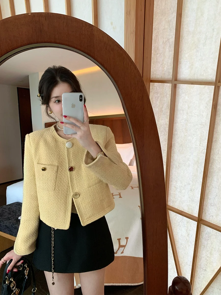 MUKOK Женская верхняя одежда ort Faion, весна 2025, однотонный парфюм, универсальный маленький размер, верхняя часть на пуговицах, длинный све
MUKOK Женская верхняя одежда ort Faion, весна 2025, однотонный парфюм, универсальный маленький размер, верхняя часть на пуговицах, длинный све