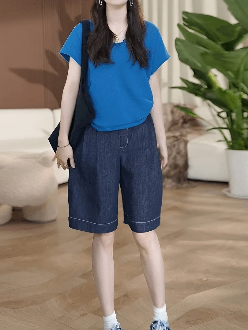 Fashionable Lazy Loose Summer Set Women's Simple V-neck Short Sleeve T-shirt Top Denim Five-Part Pants Two-piece Set
Fashionable Lazy Loose Summer Set Women's Simple V-neck Short Sleeve T-shirt Top Denim Five-Part Pants Two-piece Set