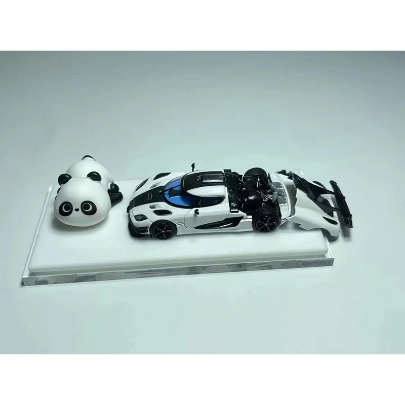 LMLF 1:64 панда черно-белая One 1 открывающаяся капот литый под давлением модель автомобиля коллекционные миниатюрные игрушки
LMLF 1:64 панда черно-белая One 1 открывающаяся капот литый под давлением модель автомобиля коллекционные миниатюрные игрушки