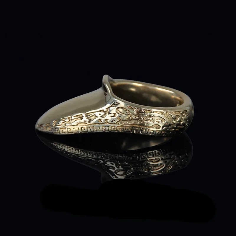 Archery Thumb Finger-Handmade Traditional Brass Wrist Archery Thumb Ring Finger Protector 16-23mm
Archery Thumb Finger-Handmade Traditional Brass Wrist Archery Thumb Ring Finger Protector 16-23mm