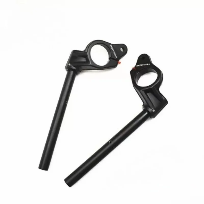 Motorcycle Parts For CFMOTO 700CLX Sport Edition Left Right Steering Handlebars CF700-2A Steering Handlebar
Motorcycle Parts For CFMOTO 700CLX Sport Edition Left Right Steering Handlebars CF700-2A Steering Handlebar