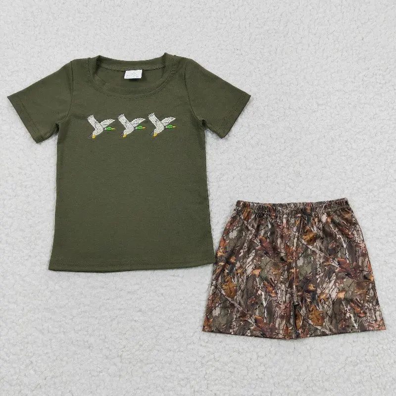 New rts baby boys summer suit wholesale fine embroidery duck hunting camouflage boys short sleeve short sleeve clothing
New rts baby boys summer suit wholesale fine embroidery duck hunting camouflage boys short sleeve short sleeve clothing