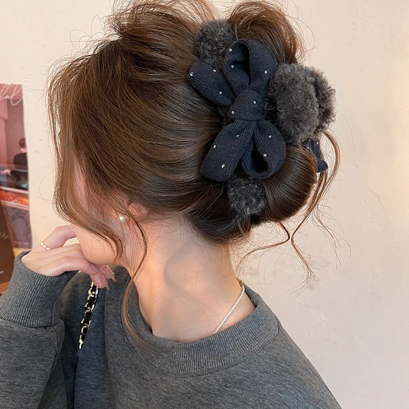 Polka Dot Bowknot Plush Claw Clip for Women, Shark Clip, Hair Clip, Hair Accessory
Polka Dot Bowknot Plush Claw Clip for Women, Shark Clip, Hair Clip, Hair Accessory