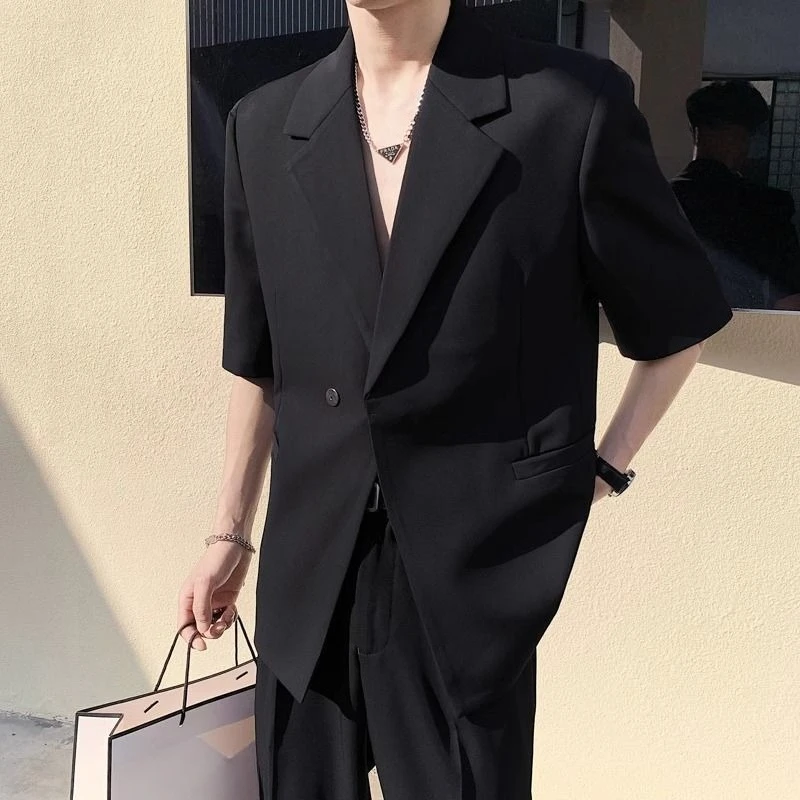 Men's Summer Lightweight Blazer Short Sleeve Casual Suit Korean Loose Fit Breathable Sports Coat Men Daily Wear
Men's Summer Lightweight Blazer Short Sleeve Casual Suit Korean Loose Fit Breathable Sports Coat Men Daily Wear
