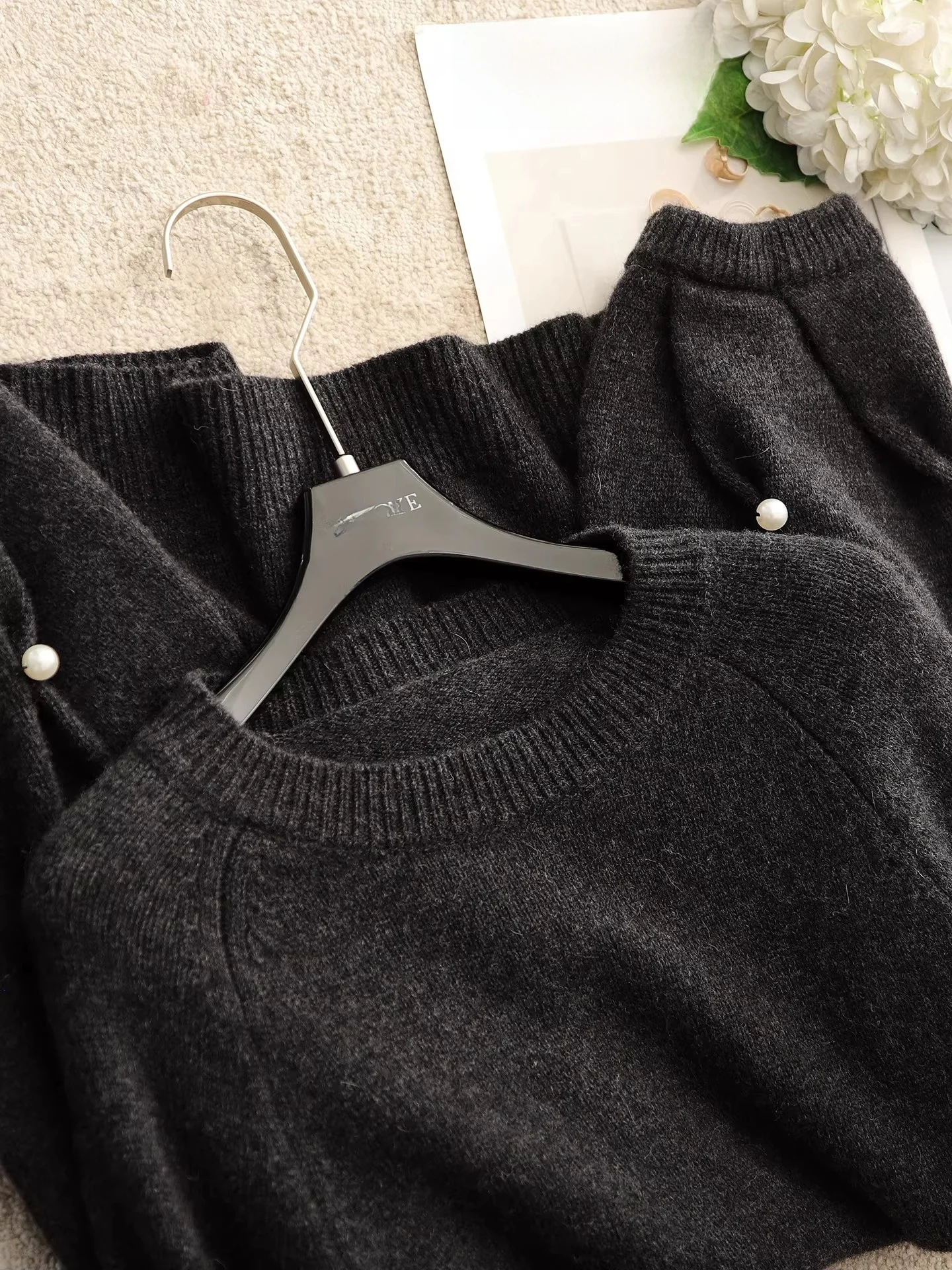 Knitted Sweater Pearl Decoration Loose Fit Heavy Woolen ey Long Sve Women's Commute Sle Comfortable Knitwear
Knitted Sweater Pearl Decoration Loose Fit Heavy Woolen ey Long Sve Women's Commute Sle Comfortable Knitwear