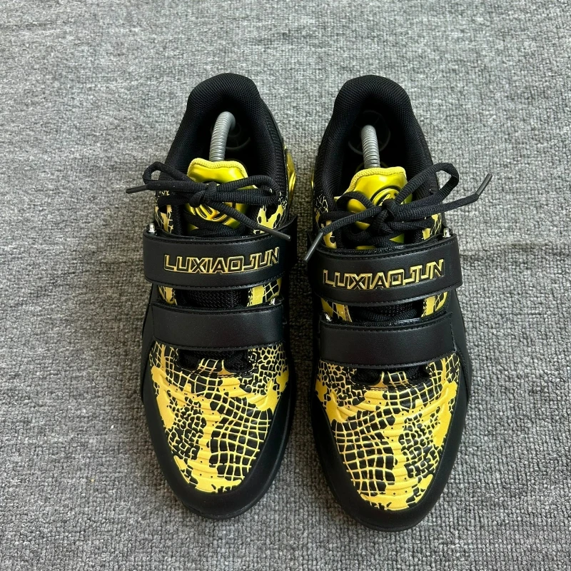 Original Brand Weight Lifting Training Shoe Unisex Luxury Brand Squatting Shoes for Men Women Indoor Gym Shoes Couples
Original Brand Weight Lifting Training Shoe Unisex Luxury Brand Squatting Shoes for Men Women Indoor Gym Shoes Couples