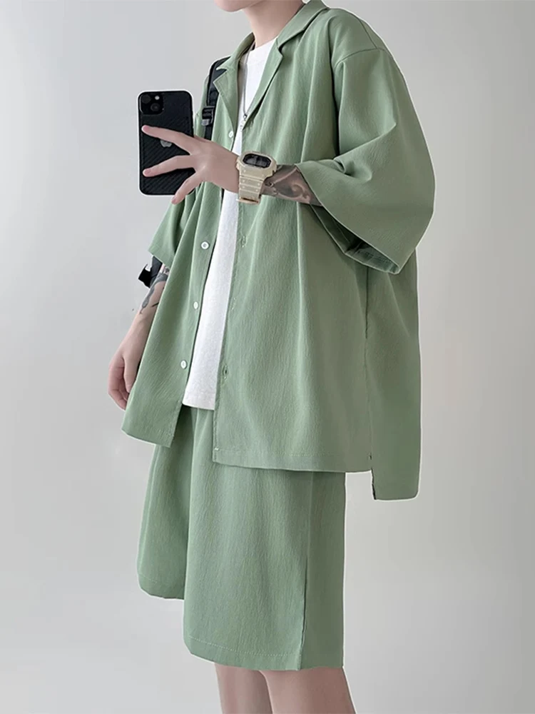 Летний комплект из тонкого ледяного шелка: футболка и шорты для мужчин, повседневная спортивная одежда, цвет мятный, стиль «бойфренд»
Летний комплект из тонкого ледяного шелка: футболка и шорты для мужчин, повседневная спортивная одежда, цвет мятный, стиль «бойфренд»