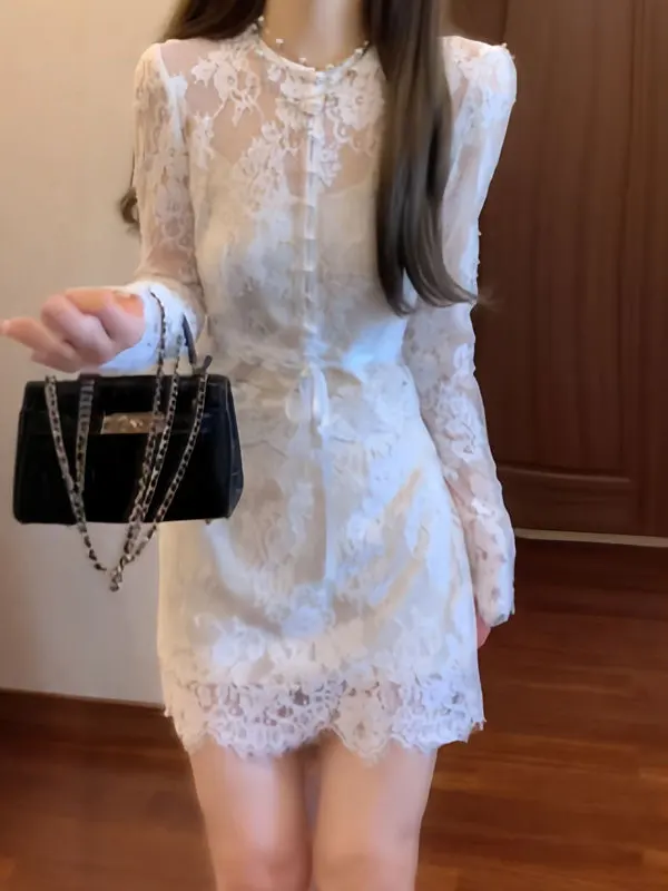 Elegant Unique Top Strap Halter Wrap around Skirt Three Piece Set Stylish Autumn Fashion Ensemble Comfortable High Waist...
Elegant Unique Top Strap Halter Wrap around Skirt Three Piece Set Stylish Autumn Fashion Ensemble Comfortable High Waist...