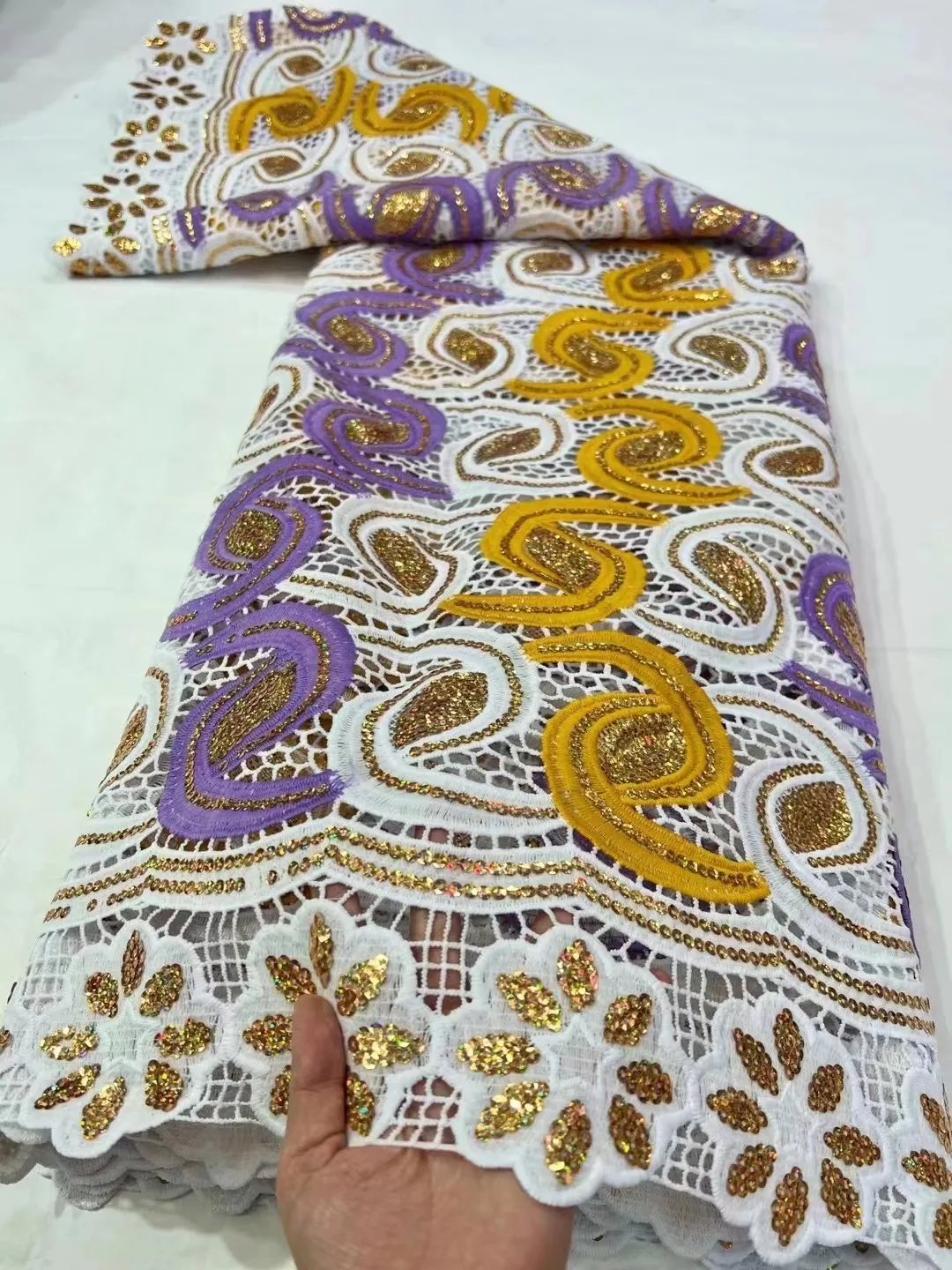 Nigerian Lace French Sequin Lace Fabric Embroidered African Lace Fabric Free Shipping High Quality Guipure Cord Lace 5 Yards
Nigerian Lace French Sequin Lace Fabric Embroidered African Lace Fabric Free Shipping High Quality Guipure Cord Lace 5 Yards