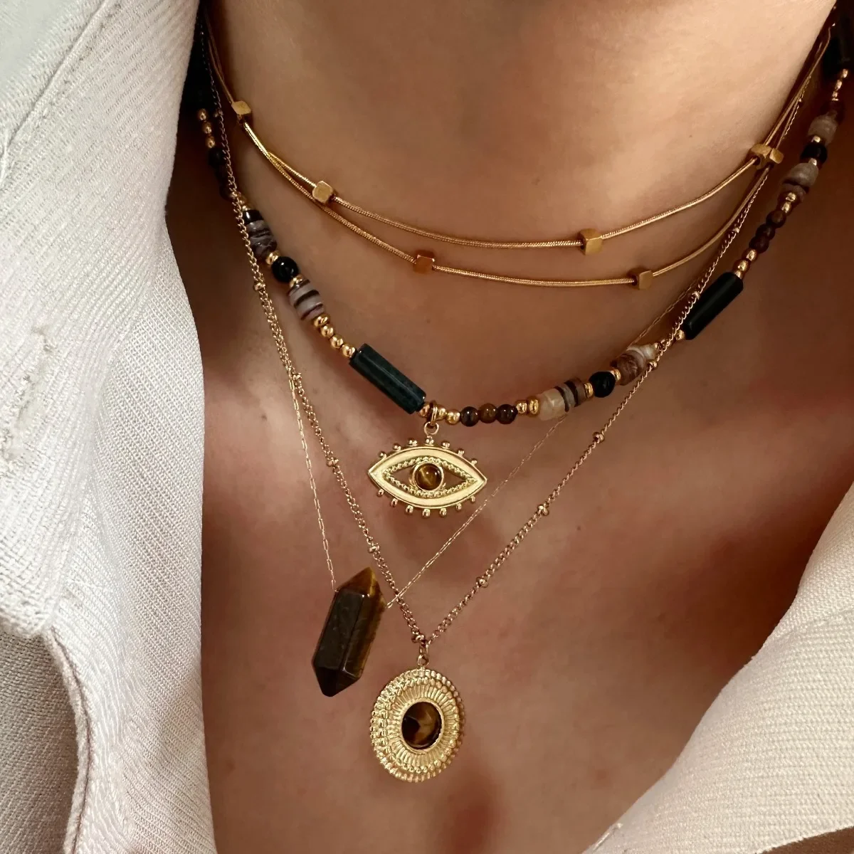 Fashion Merad Wind Natural Stone Necklace Choker Stainless Steel Chain Devil's Eye Pendant for Women Vintage Jewelry Gift
Fashion Merad Wind Natural Stone Necklace Choker Stainless Steel Chain Devil's Eye Pendant for Women Vintage Jewelry Gift