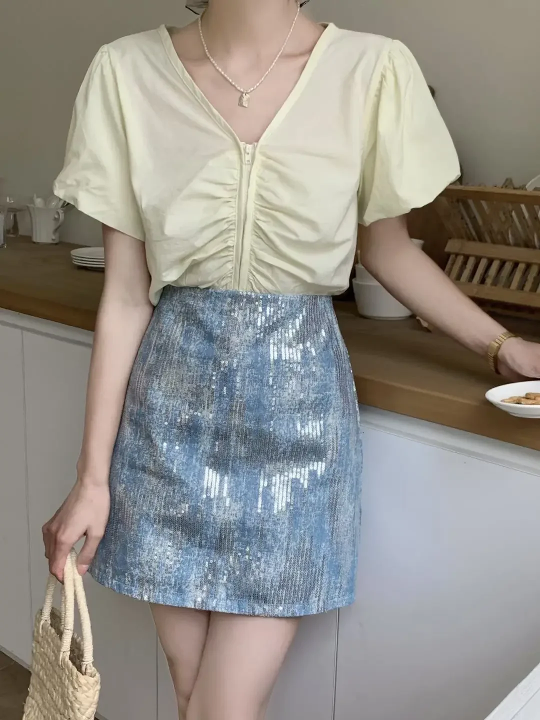 Sexy Short Woman Denim Skirt Cheap New In Clothing Sales Y2k Vintage Modest Stylish A Line High Quality Jeans Skirts for Women
Sexy Short Woman Denim Skirt Cheap New In Clothing Sales Y2k Vintage Modest Stylish A Line High Quality Jeans Skirts for Women