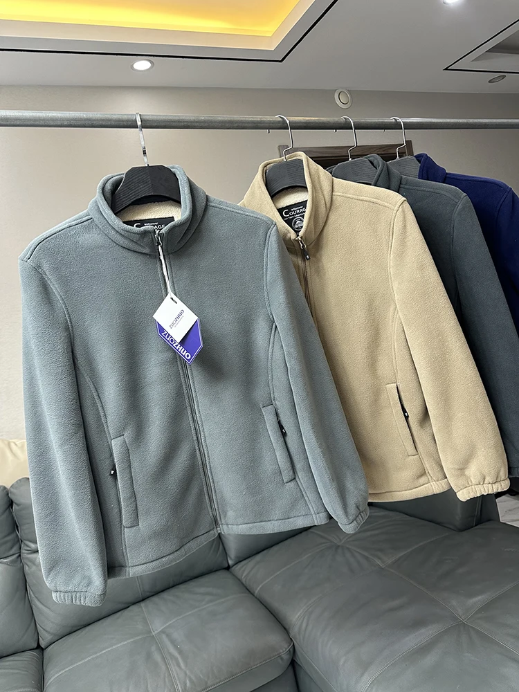 Мужская зимняя утепленная куртка с флисовой подкладкой и воротником-стойкой, двухслойная, из композитного овечьего вельвета, теплая, модная, в стиле жилета
Мужская зимняя утепленная куртка с флисовой подкладкой и воротником-стойкой, двухслойная, из композитного овечьего вельвета, теплая, модная, в стиле жилета