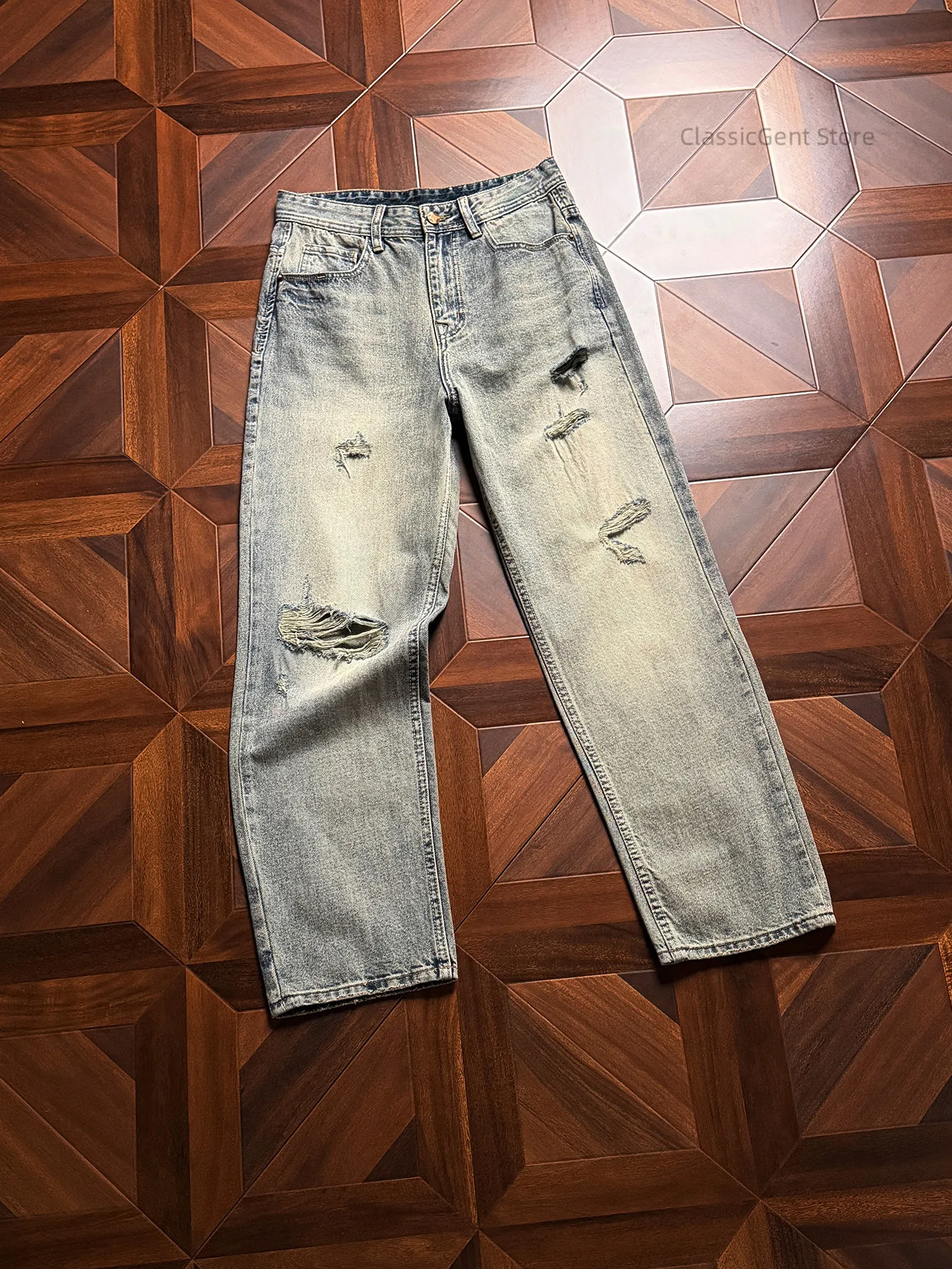 Irregular rough edge design, street vibe 12 oz jeans, casual and uninhibited
Irregular rough edge design, street vibe 12 oz jeans, casual and uninhibited