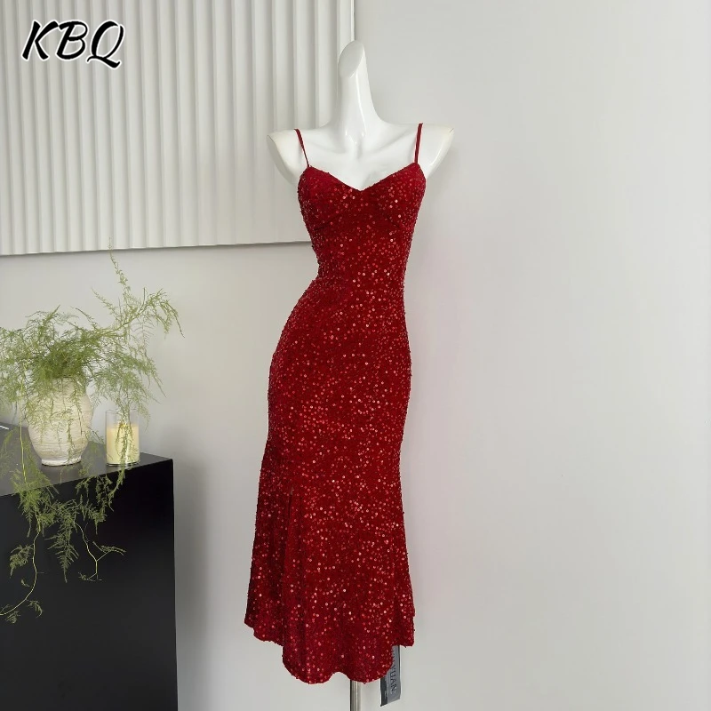 KBQ Elegant Sexy Slimming Sequins Christmas Dress For Women Square Collar Temperament Solid Chic Camisole Dress Female Fashion
KBQ Elegant Sexy Slimming Sequins Christmas Dress For Women Square Collar Temperament Solid Chic Camisole Dress Female Fashion