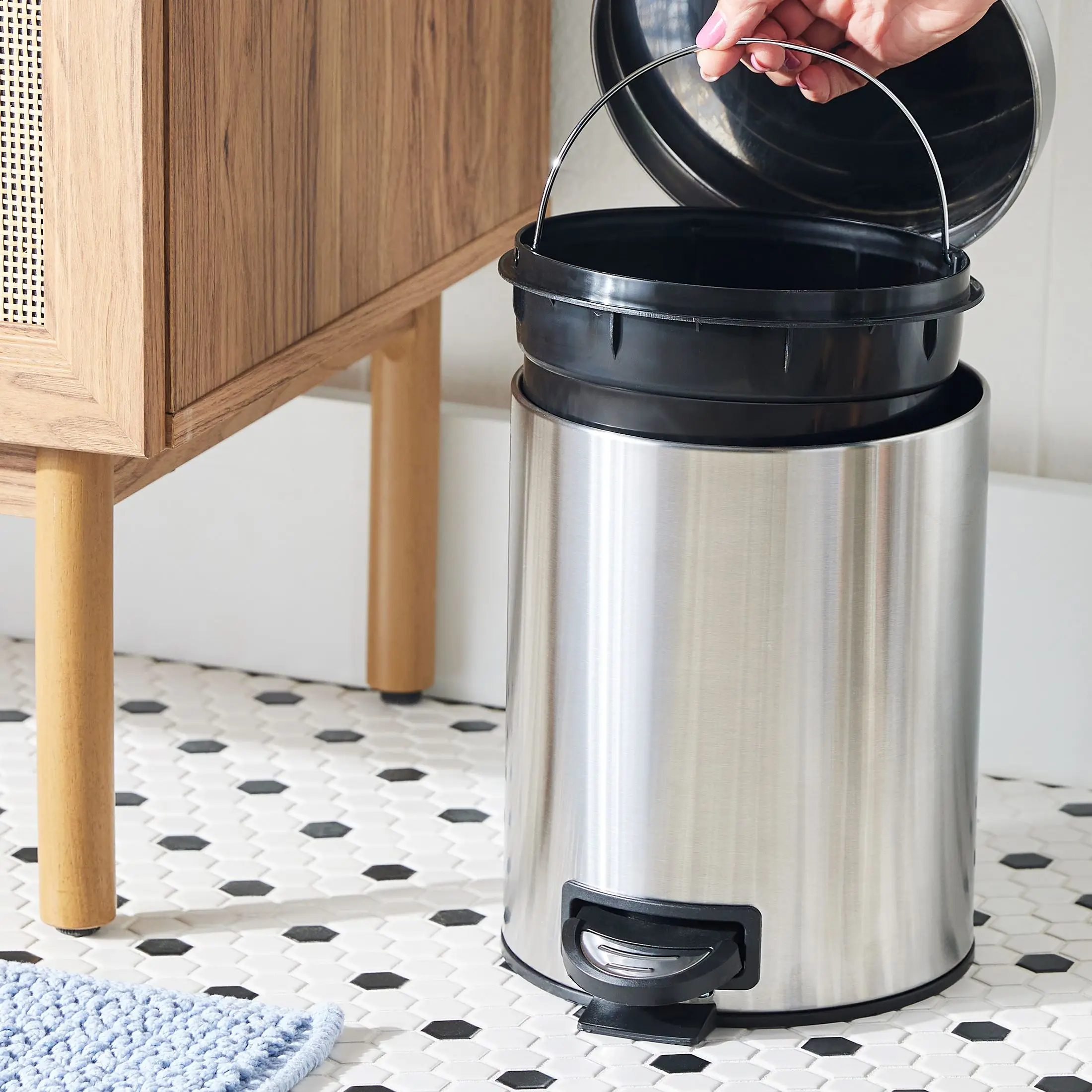 Stainless Steel SS 1.3 Gallon Metal Bathroom Trash Can with Removable Liner
Stainless Steel SS 1.3 Gallon Metal Bathroom Trash Can with Removable Liner