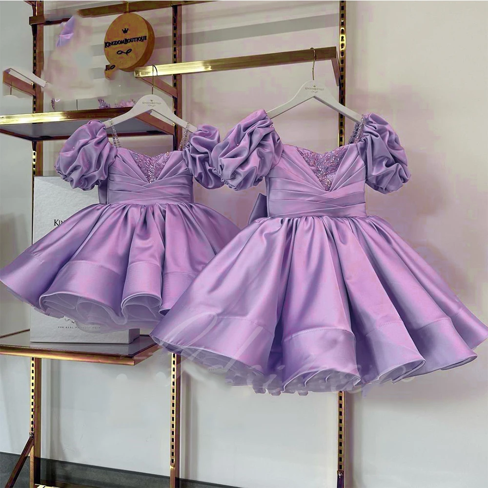 Cute Mini Short Flower girls Dress Off the Shoulder Pearl Sweetheart Belt Ball Gown 2025
Cute Mini Short Flower girls Dress Off the Shoulder Pearl Sweetheart Belt Ball Gown 2025