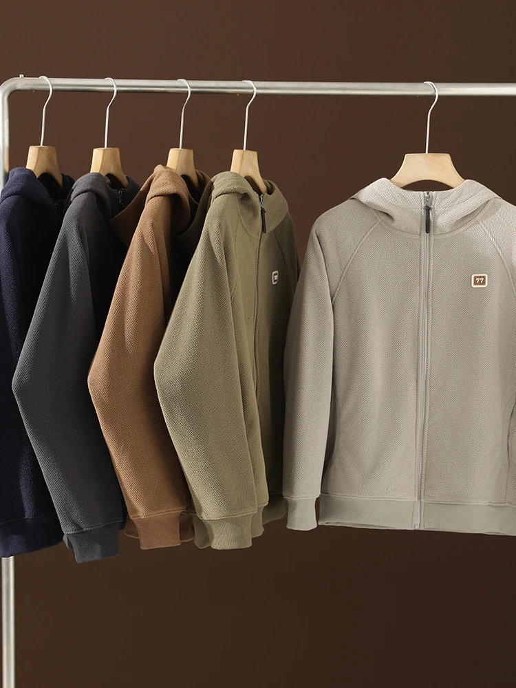 Утепленный мужской вязаный худи на молнии с длинными рукавами, однотонный, повседневный, для осени и зимы, защита от ветра
Утепленный мужской вязаный худи на молнии с длинными рукавами, однотонный, повседневный, для осени и зимы, защита от ветра