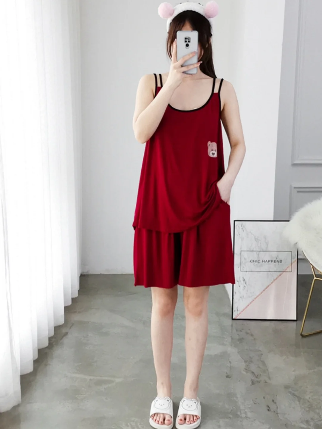 plus Size Cartoon Print Camisole Short Set Lightweight Summer Home Clothes Sleepwear Set for Younger Looking Casual Style
plus Size Cartoon Print Camisole Short Set Lightweight Summer Home Clothes Sleepwear Set for Younger Looking Casual Style