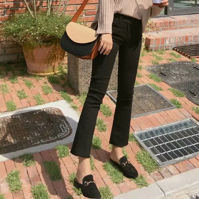 Black High Waist plus Size Micro Flare Jeans Women's Spring Autumn New Style Elastic Versatile Slimming Long Pants
Black High Waist plus Size Micro Flare Jeans Women's Spring Autumn New Style Elastic Versatile Slimming Long Pants