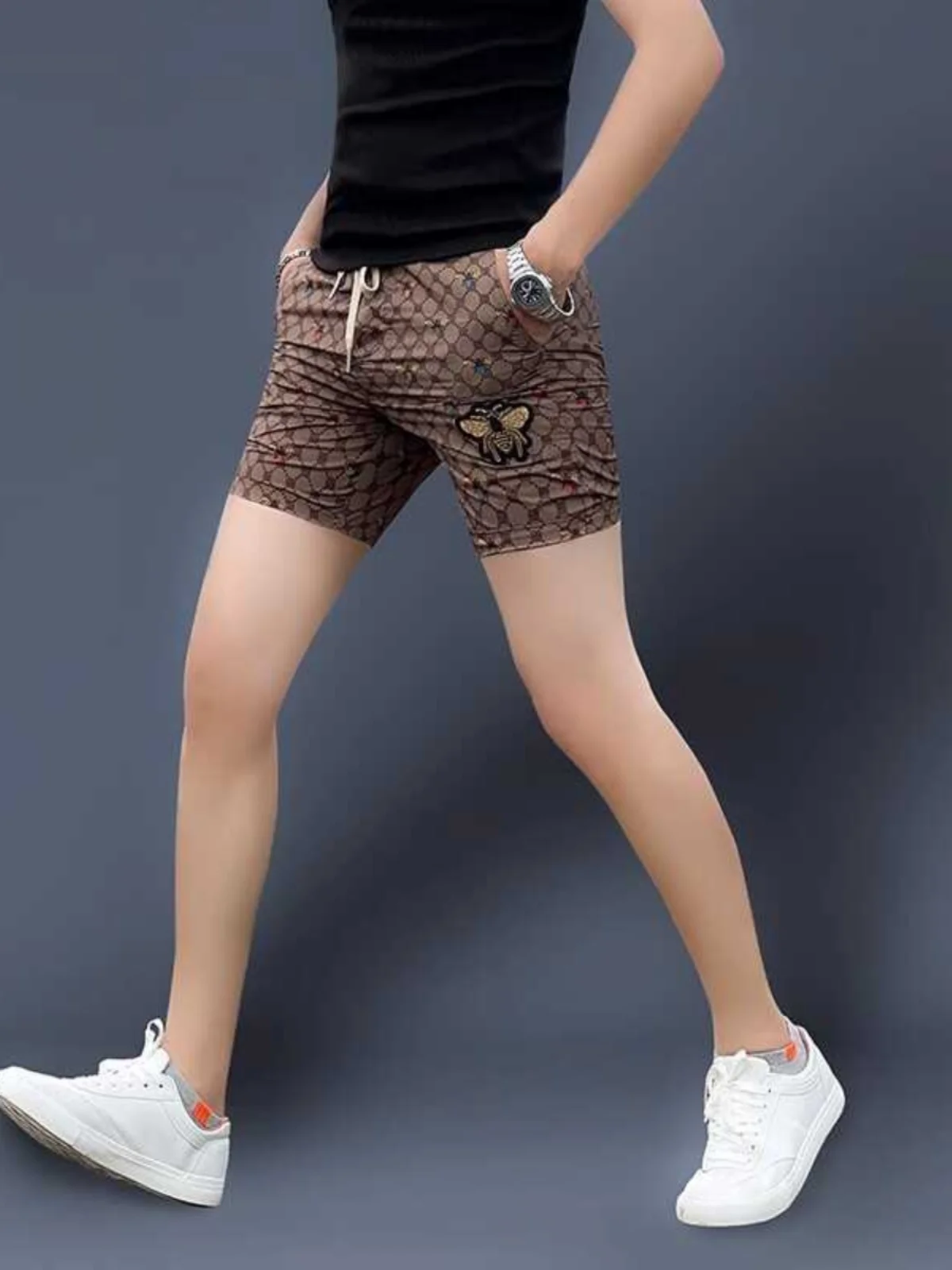 Мужские шорты Ice Silk Quick Dry для активного отдыха, с принтом и вышивкой, повседневные, модные, городские, укороченные (3/4)
Мужские шорты Ice Silk Quick Dry для активного отдыха, с принтом и вышивкой, повседневные, модные, городские, укороченные (3/4)