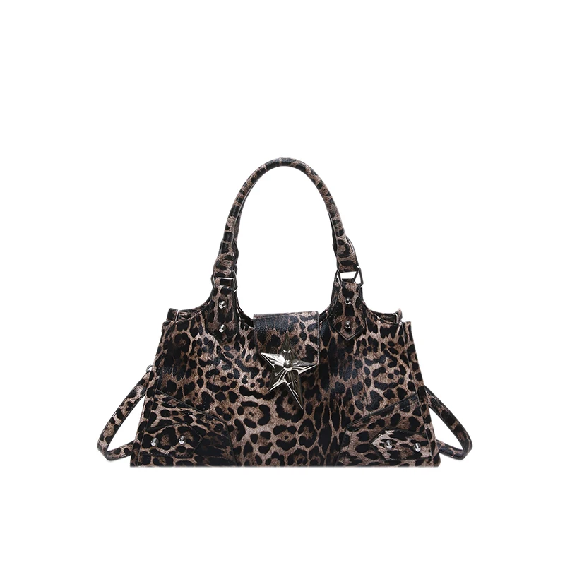 Luxury Ladies Leopard Handbag Female Large Capcaity Leather Shoulder Bag Punk Women's Commuter Crossbody Purse Designer Tote Bag
Luxury Ladies Leopard Handbag Female Large Capcaity Leather Shoulder Bag Punk Women's Commuter Crossbody Purse Designer Tote Bag