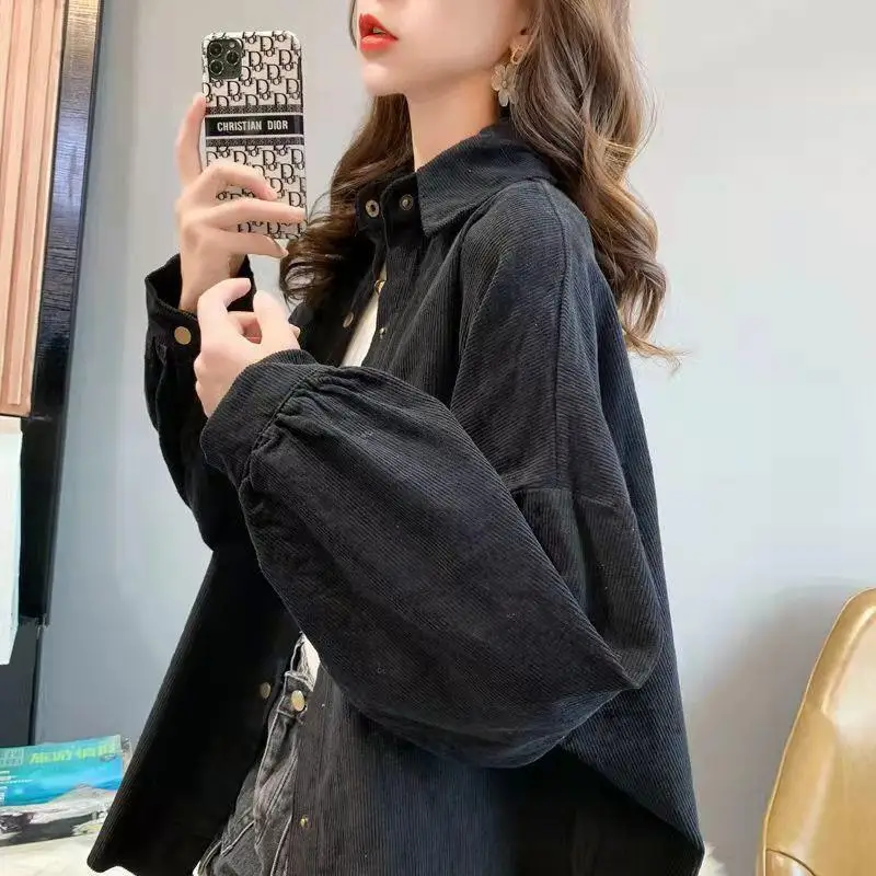 Вельветовая женская свободная длинная верхняя одежда средней длины irt, корейская одежда из полиэфирного волокна с регулируемым размером A0
Вельветовая женская свободная длинная верхняя одежда средней длины irt, корейская одежда из полиэфирного волокна с регулируемым размером A0