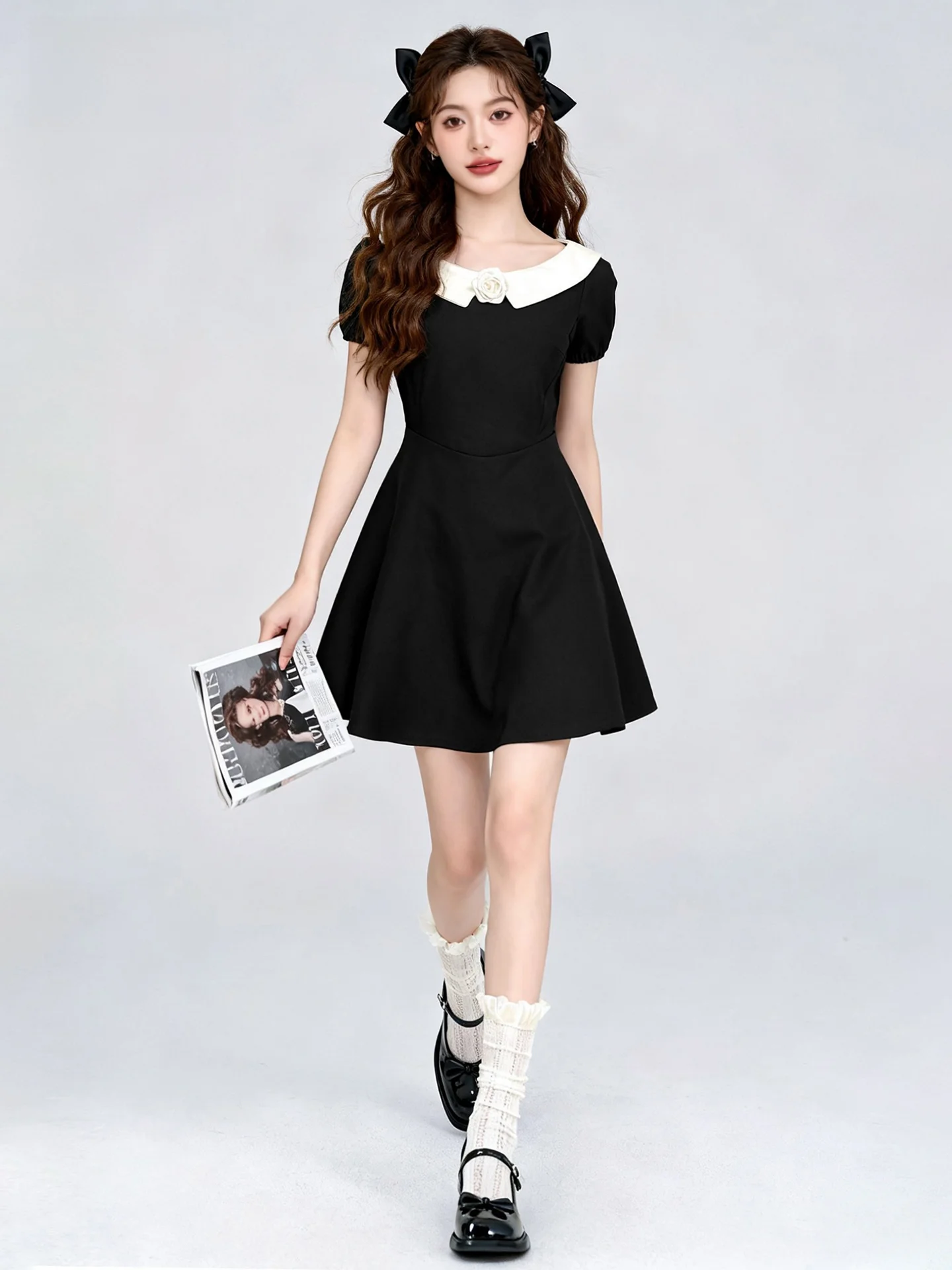 Chuchu Home Black Hepburn Style Women's Dress Summer Slim A-Line Dress Waist-Cinching Short Sleeve Zipper Closure
Chuchu Home Black Hepburn Style Women's Dress Summer Slim A-Line Dress Waist-Cinching Short Sleeve Zipper Closure