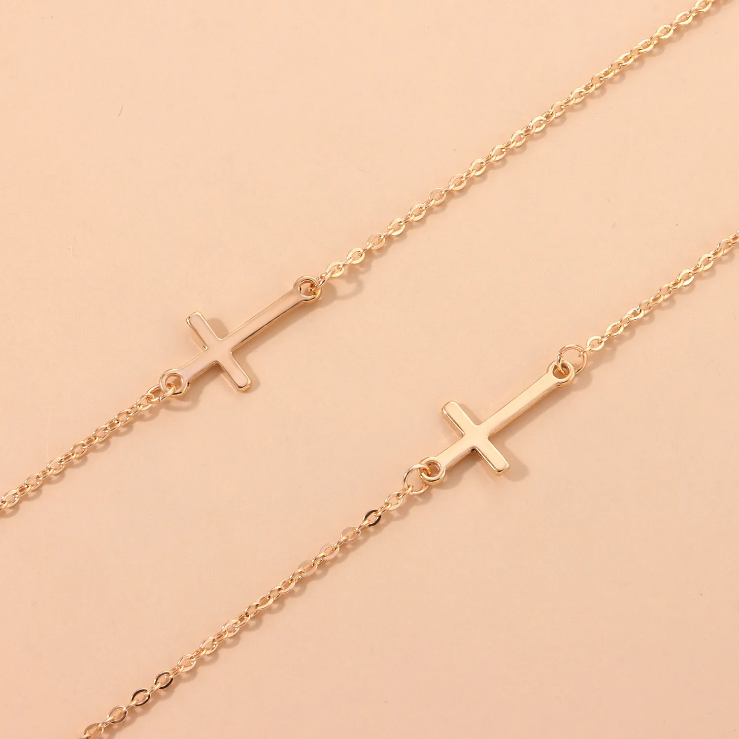 Cross Eyeglass Chain Women's Simple Faion Multi-use Anti-slip Hanging Rope Metal Jewelry Accory CBUM Brand
Cross Eyeglass Chain Women's Simple Faion Multi-use Anti-slip Hanging Rope Metal Jewelry Accory CBUM Brand