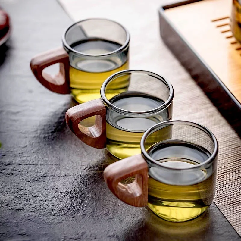 6pcs/Lot 100ml Small Glass Cup With Wooden Handle Heat Resistant Espresso Coffee Cups Tea Water Cup Tasting Cup Kung Fu Tea Set
6pcs/Lot 100ml Small Glass Cup With Wooden Handle Heat Resistant Espresso Coffee Cups Tea Water Cup Tasting Cup Kung Fu Tea Set
