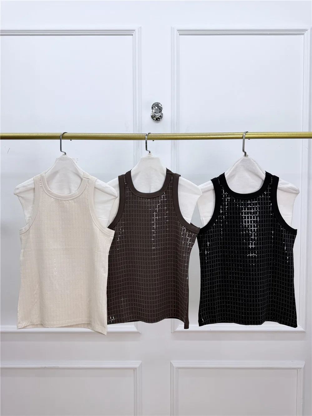 Round Neck Sequined Cotton Sleeveless Vest Fashionable Versatile Ladies Tank Top
Round Neck Sequined Cotton Sleeveless Vest Fashionable Versatile Ladies Tank Top