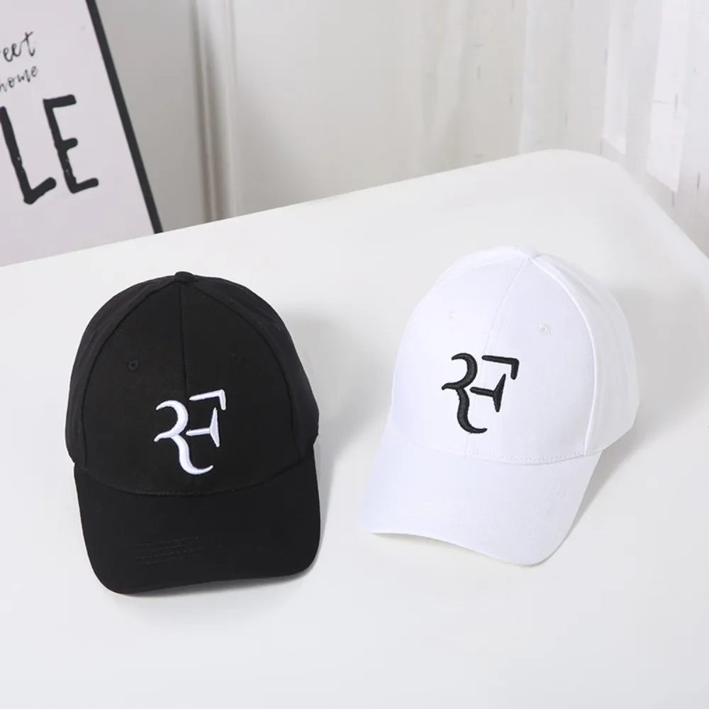 Простая бейсболка с вышивкой, буква F, модная универсальная теннисная звезда, спортивный солнцезащитный козырек в одном стиле, повседневная бейсболка
Простая бейсболка с вышивкой, буква F, модная универсальная теннисная звезда, спортивный солнцезащитный козырек в одном стиле, повседневная бейсболка