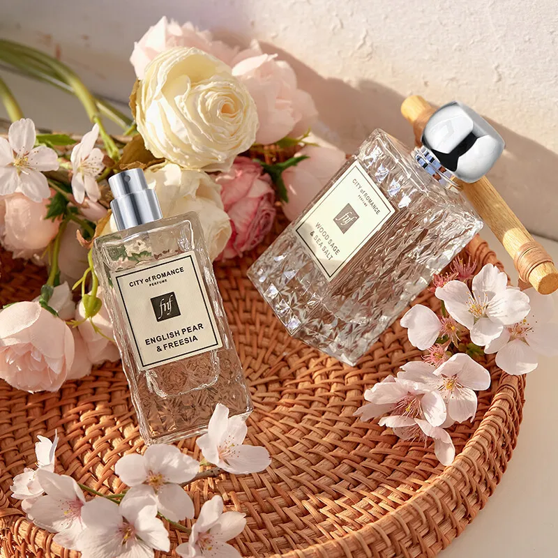 50ml Brand-Name Fragrance with the Same Scent:Fresh and Natural Blue Bell Flower Notes—Affordable Niche Women's Perfume Students
50ml Brand-Name Fragrance with the Same Scent:Fresh and Natural Blue Bell Flower Notes—Affordable Niche Women's Perfume Students