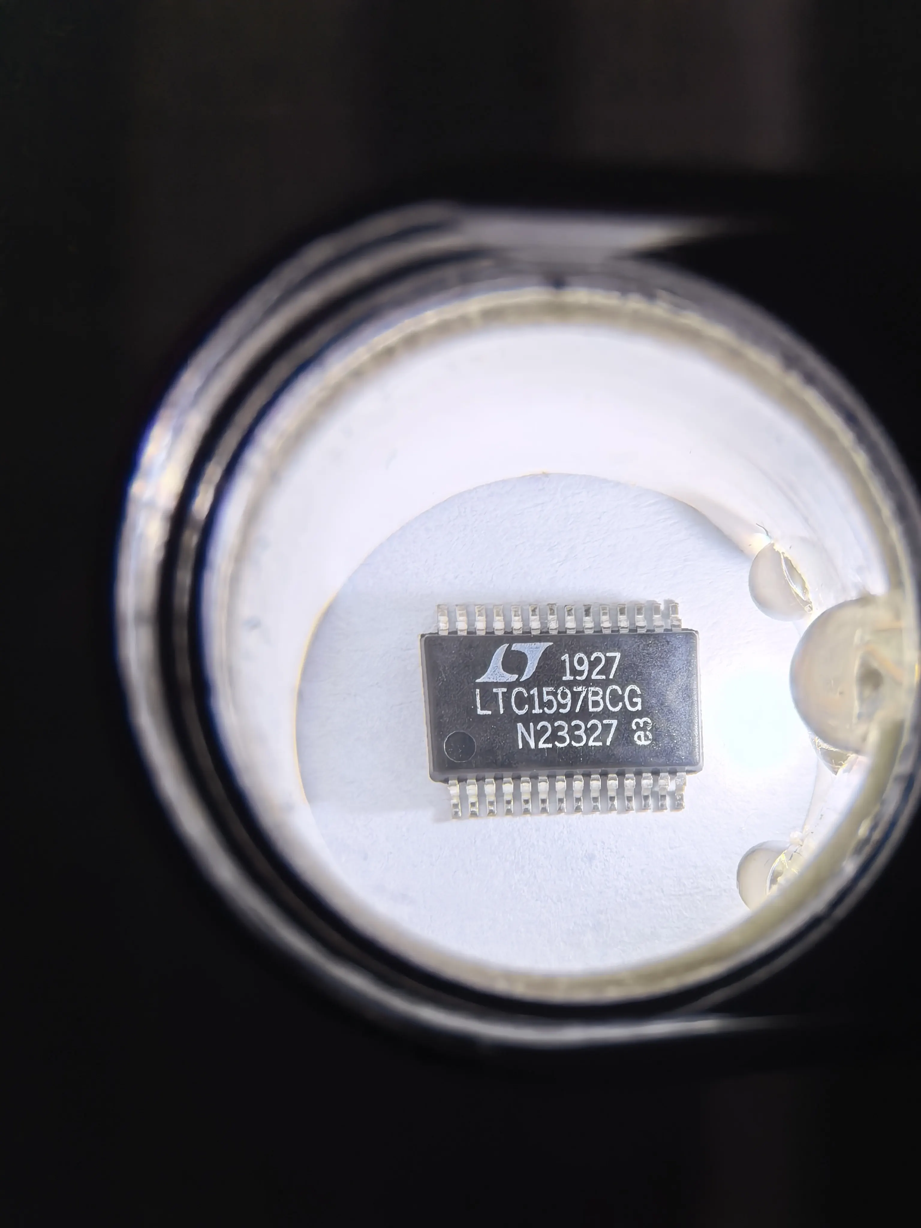 LTC1597ACG LTC1597BCG LTC1597 — 16-битный параллельный умножительный ЦАП с низким уровнем помех и 4-квадрантными резисторами
LTC1597ACG LTC1597BCG LTC1597 — 16-битный параллельный умножительный ЦАП с низким уровнем помех и 4-квадрантными резисторами