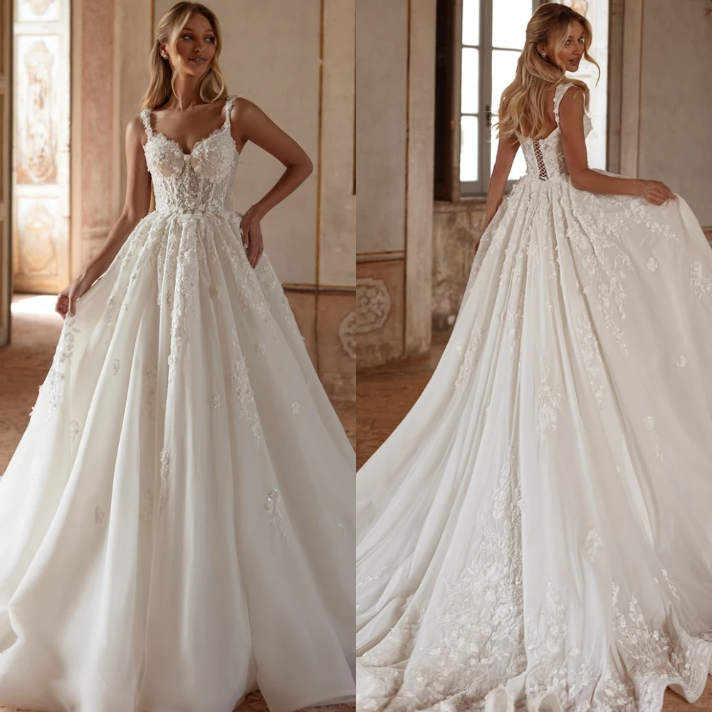 Customized Exquisite Appliques and Sequined Wedding Dress Classic Chapel Train Lace Up Back Bridal Gowns Formal Vestido De Novia
Customized Exquisite Appliques and Sequined Wedding Dress Classic Chapel Train Lace Up Back Bridal Gowns Formal Vestido De Novia
