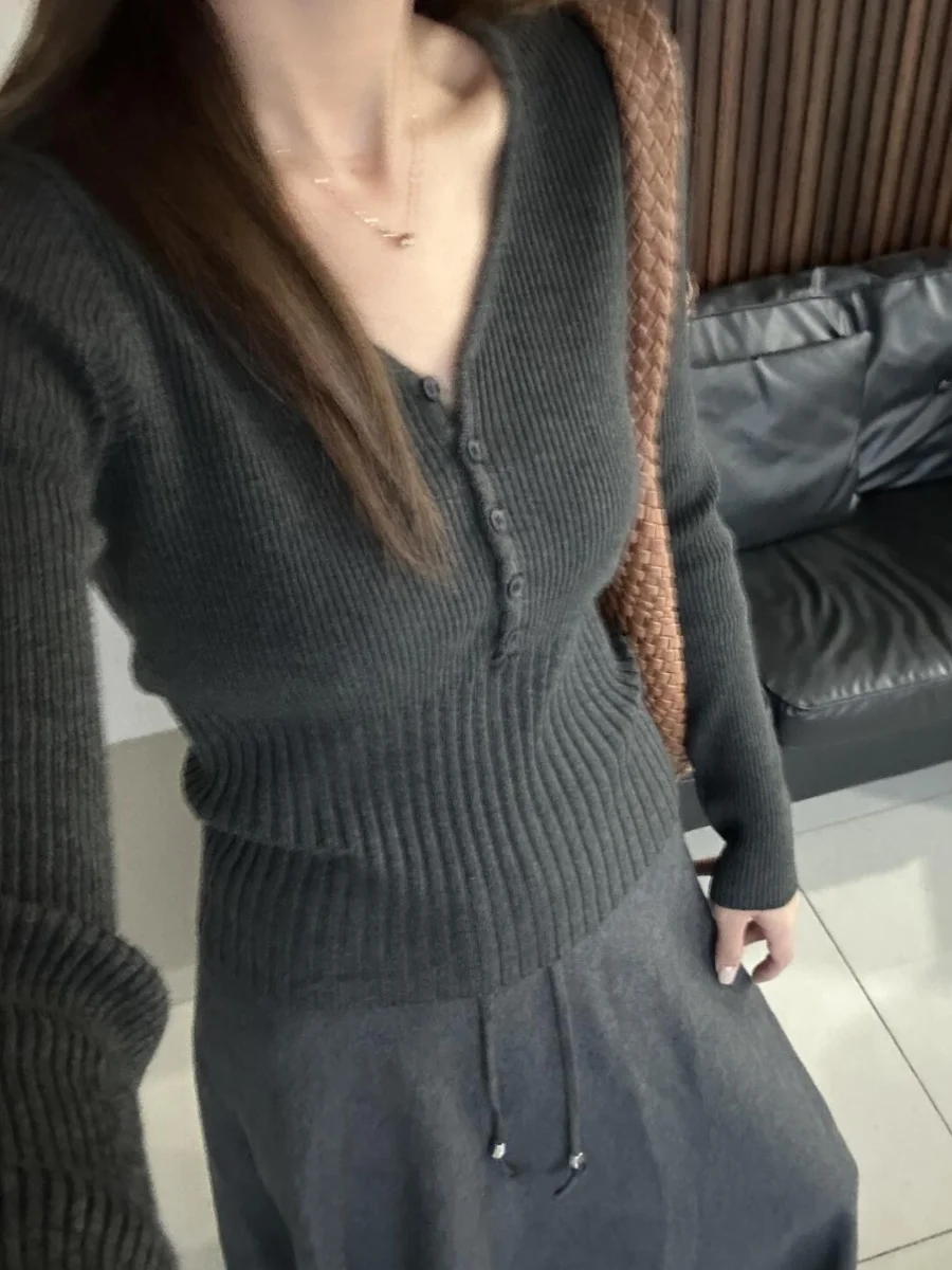 Корейская трикотажная основа Sle ey V-Ne, женская внутренняя одежда Thiened Long Sve, дизайн для похудения талии, осень-зима, новинка ...
Корейская трикотажная основа Sle ey V-Ne, женская внутренняя одежда Thiened Long Sve, дизайн для похудения талии, осень-зима, новинка ...