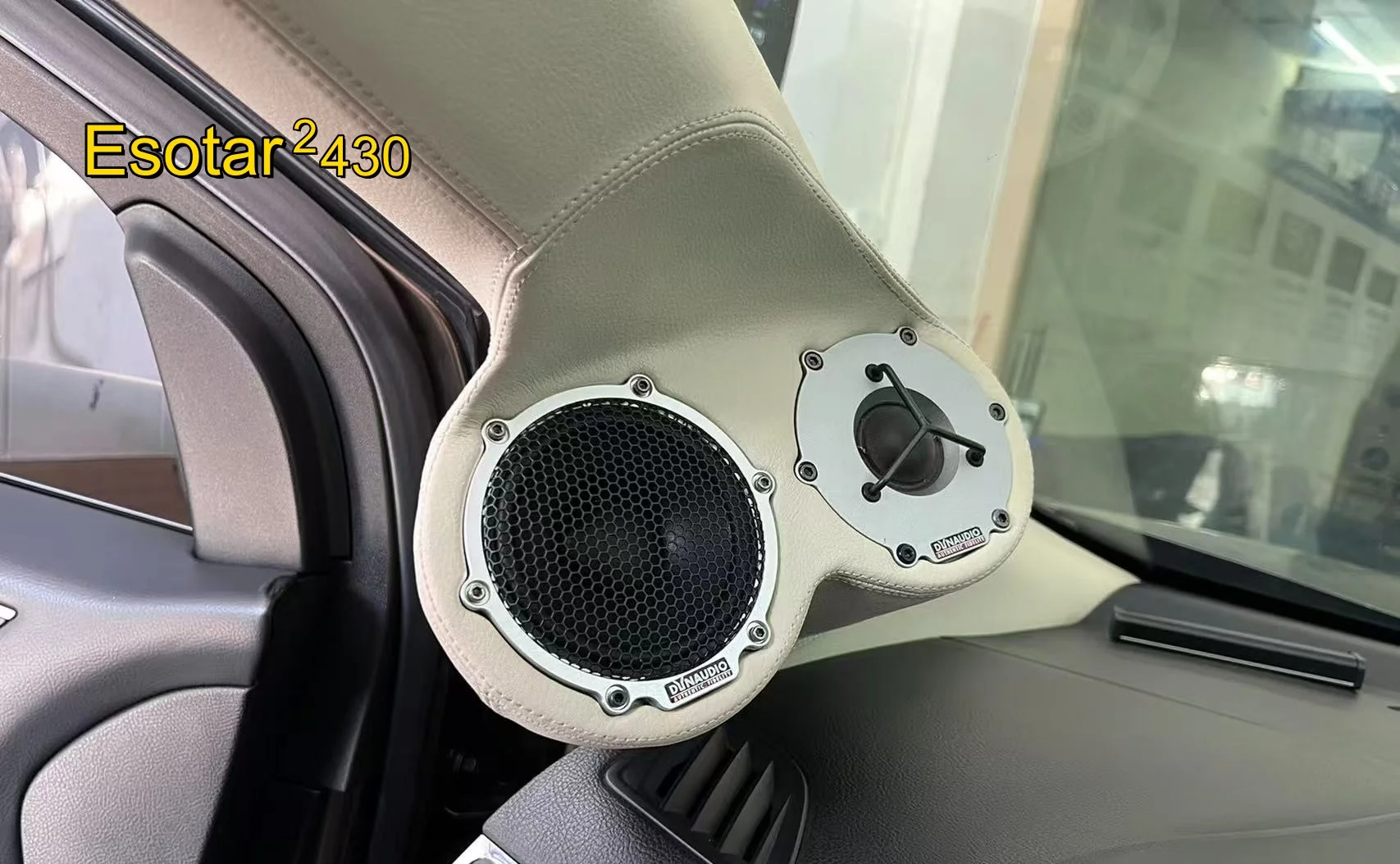 Suitable for DYNAUDIO ESOTAR 430 mid-range speaker mesh protection cover made of aluminum material 3.5-inch
Suitable for DYNAUDIO ESOTAR 430 mid-range speaker mesh protection cover made of aluminum material 3.5-inch