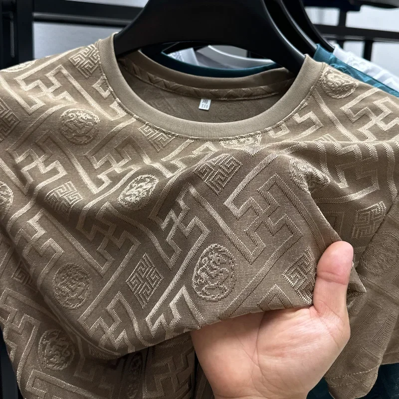 Fashion New Brand Ice Silk Breathable Short Sleeved Men O-neck Tops Designer Cool Comfortable T-shirt Men's Clothing 2025 Summer
Fashion New Brand Ice Silk Breathable Short Sleeved Men O-neck Tops Designer Cool Comfortable T-shirt Men's Clothing 2025 Summer