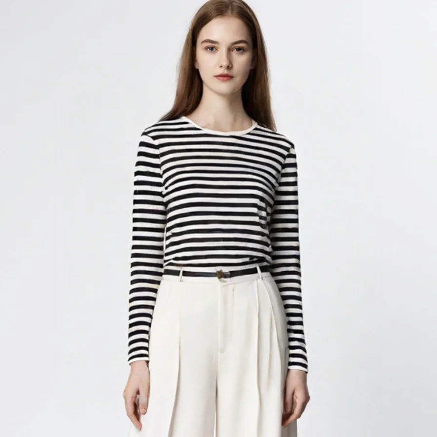 New Taop&Za Women's Long Sleeve Striped Top in Classic Black and White Round Neck for a Timeless and Versatile Look
New Taop&Za Women's Long Sleeve Striped Top in Classic Black and White Round Neck for a Timeless and Versatile Look