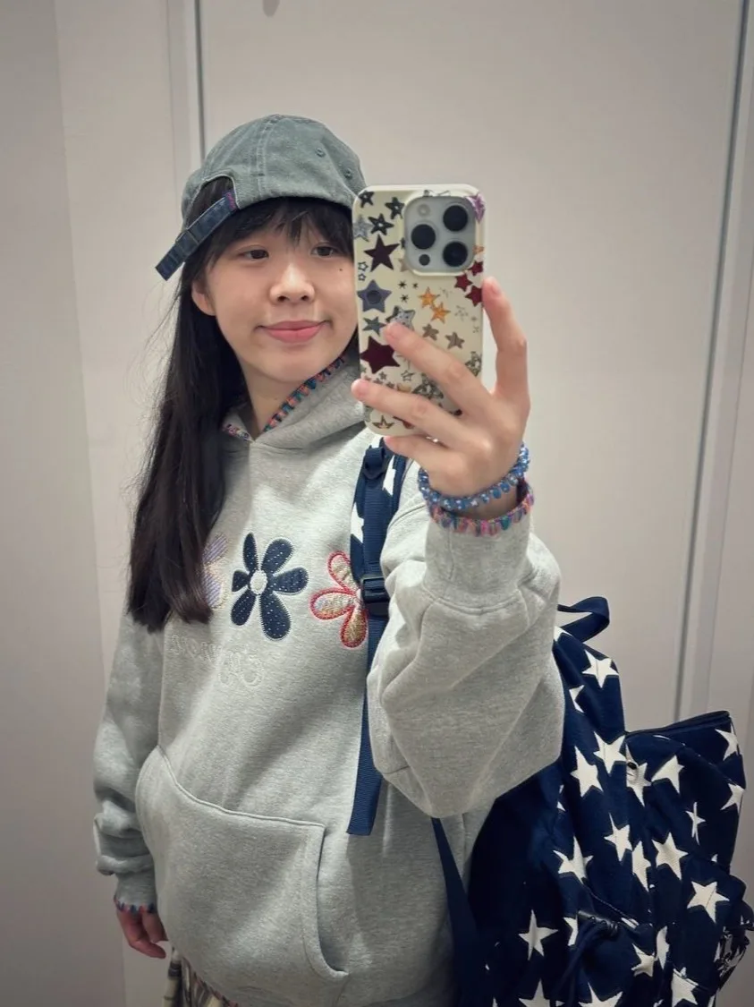 Autumn Sweet Korean Sle Fce Lined Hoodie Women's Loose Fit Embroidered Floral Print Lazy Sle Long Sve Top
Autumn Sweet Korean Sle Fce Lined Hoodie Women's Loose Fit Embroidered Floral Print Lazy Sle Long Sve Top