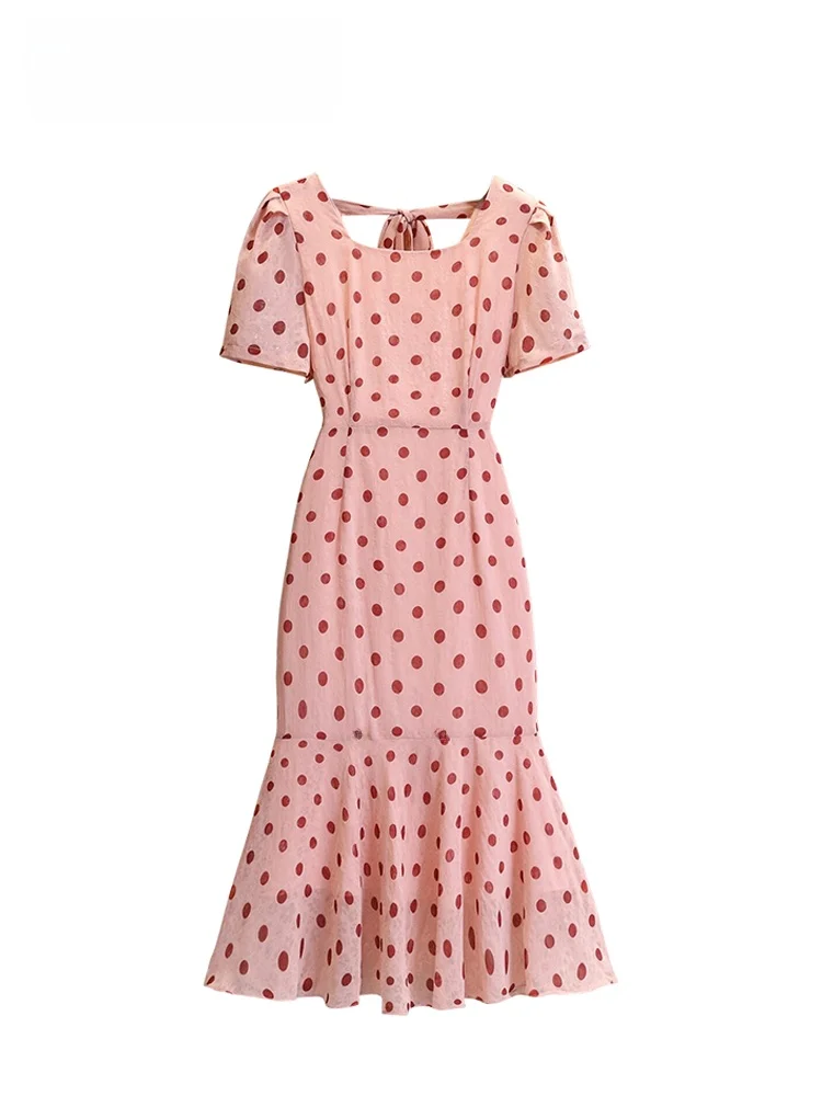 Summer New plus Size Women's Dress Cara CLUB Short Sleeve Casual Polka Dot Square Collar Skirt Sweet Style High Waist A-Line
Summer New plus Size Women's Dress Cara CLUB Short Sleeve Casual Polka Dot Square Collar Skirt Sweet Style High Waist A-Line