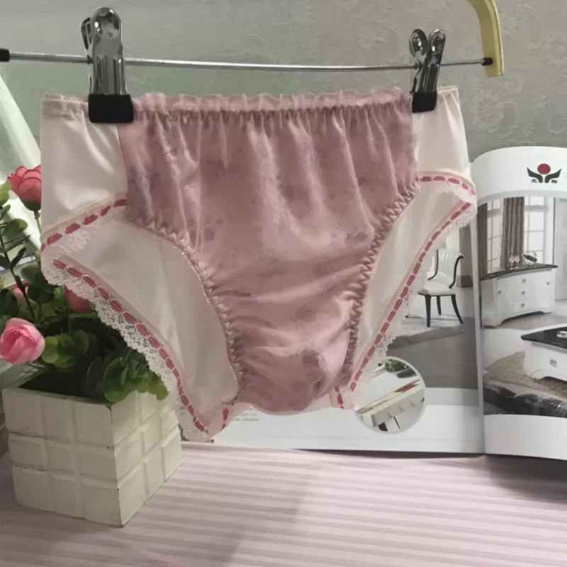 Мужское прозрачное сексуальное нижнее белье, милые кружевные удобные мягкие трусы с рюшами, FKK, сексуальный костюм для танцев в прямом эфире BF
Мужское прозрачное сексуальное нижнее белье, милые кружевные удобные мягкие трусы с рюшами, FKK, сексуальный костюм для танцев в прямом эфире BF