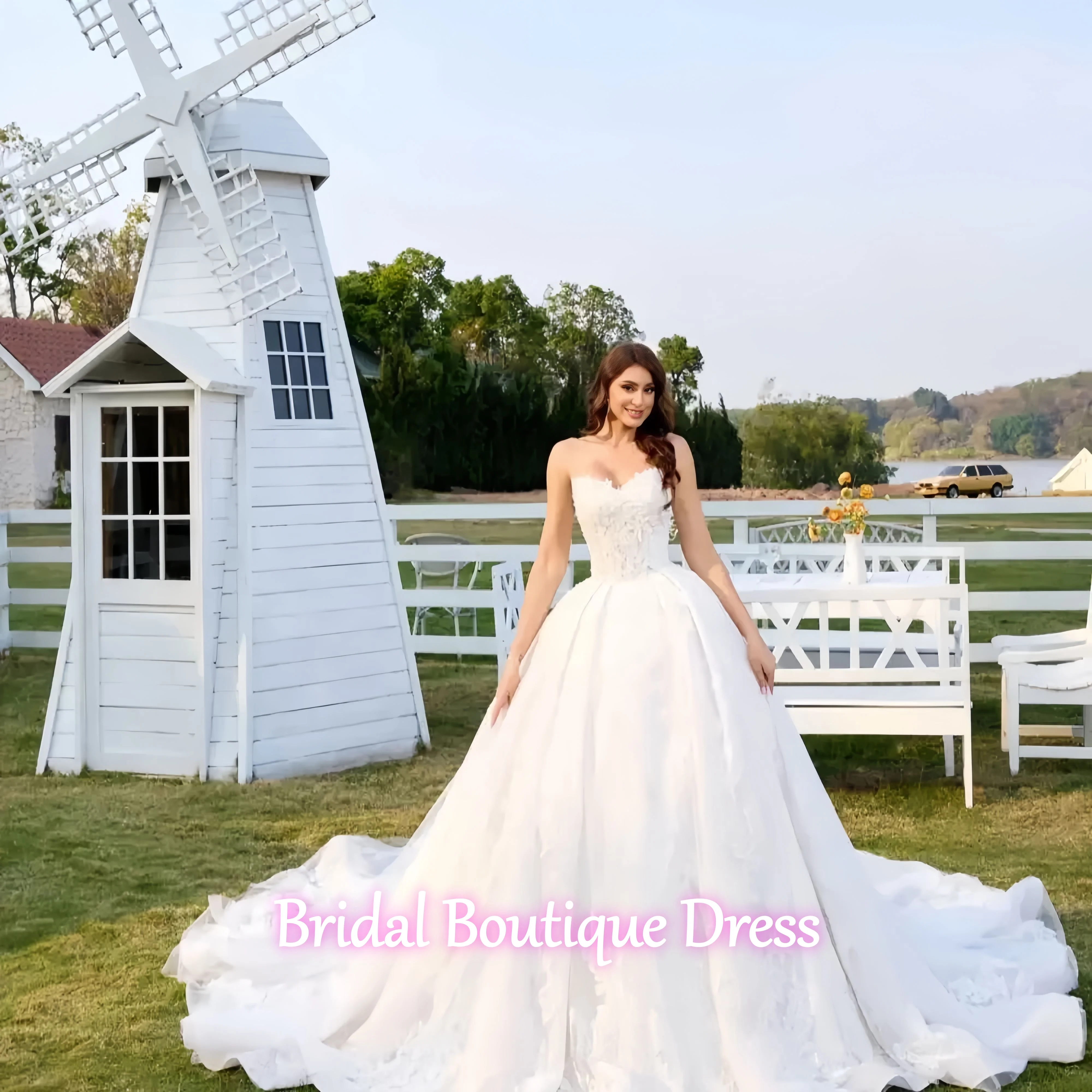 Customized Exquisite Applique Beads wedding dress, sweetheart collar lace puffy skirt, Women's wedding dress Vestido de novia
Customized Exquisite Applique Beads wedding dress, sweetheart collar lace puffy skirt, Women's wedding dress Vestido de novia