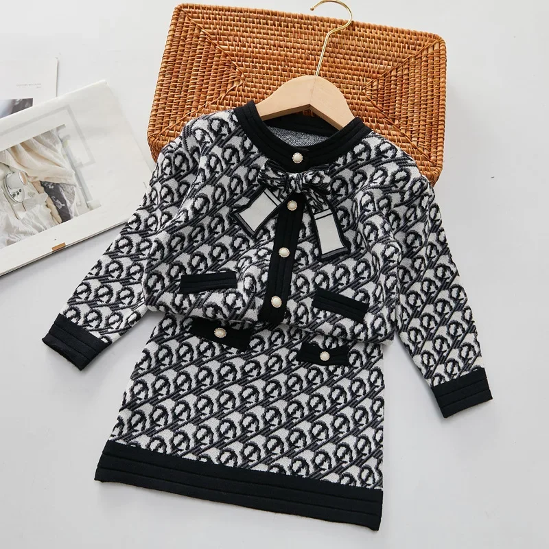 Girls Sweater Knitting Sets Korean Fashion Clothes Winter Sweater Skirt Birthday Uniform for Children Warm Knitted Shirt Suit
Girls Sweater Knitting Sets Korean Fashion Clothes Winter Sweater Skirt Birthday Uniform for Children Warm Knitted Shirt Suit
