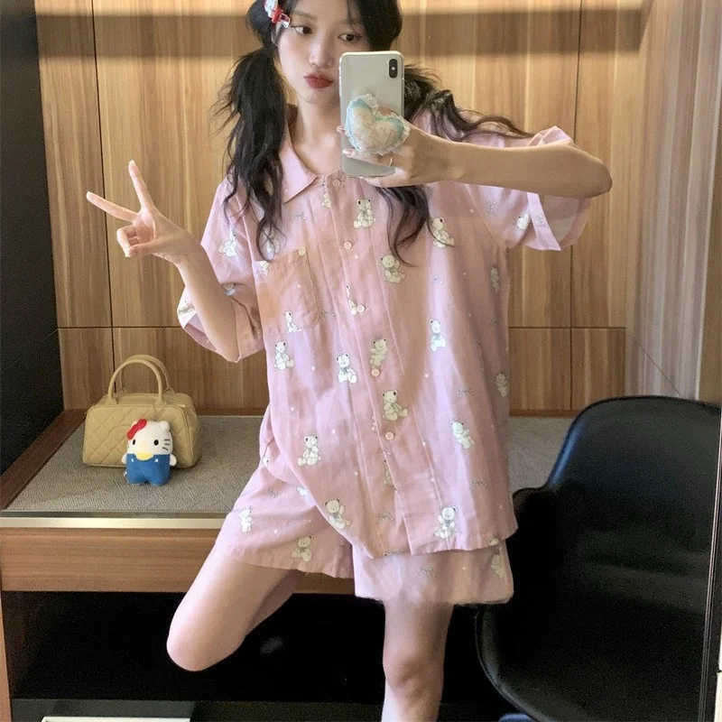 Sweet Summer Sleepwear Women's Short Sleeve Shorts Two-Piece Set Korean Style Simple Home Clothes Lightweight Breathable
Sweet Summer Sleepwear Women's Short Sleeve Shorts Two-Piece Set Korean Style Simple Home Clothes Lightweight Breathable