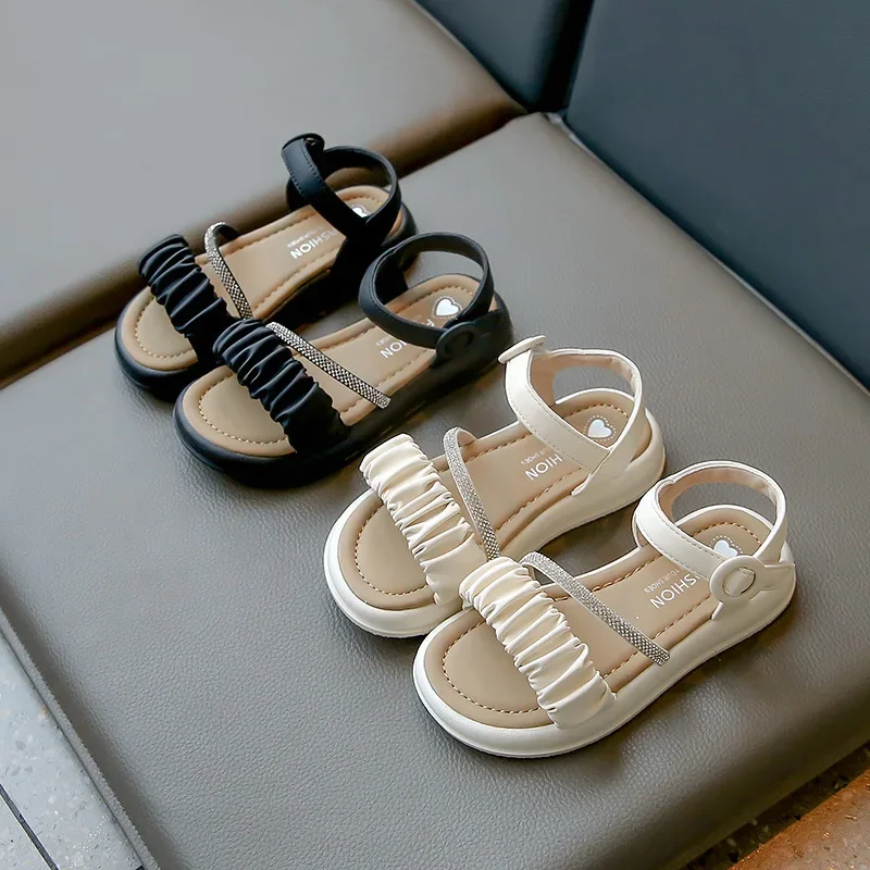 Girls Sandals Summer New Style Casual and Sweet Outer Wear Beach Sports Fashion Non-slip Versatile Comfortable Beach Shoes
Girls Sandals Summer New Style Casual and Sweet Outer Wear Beach Sports Fashion Non-slip Versatile Comfortable Beach Shoes