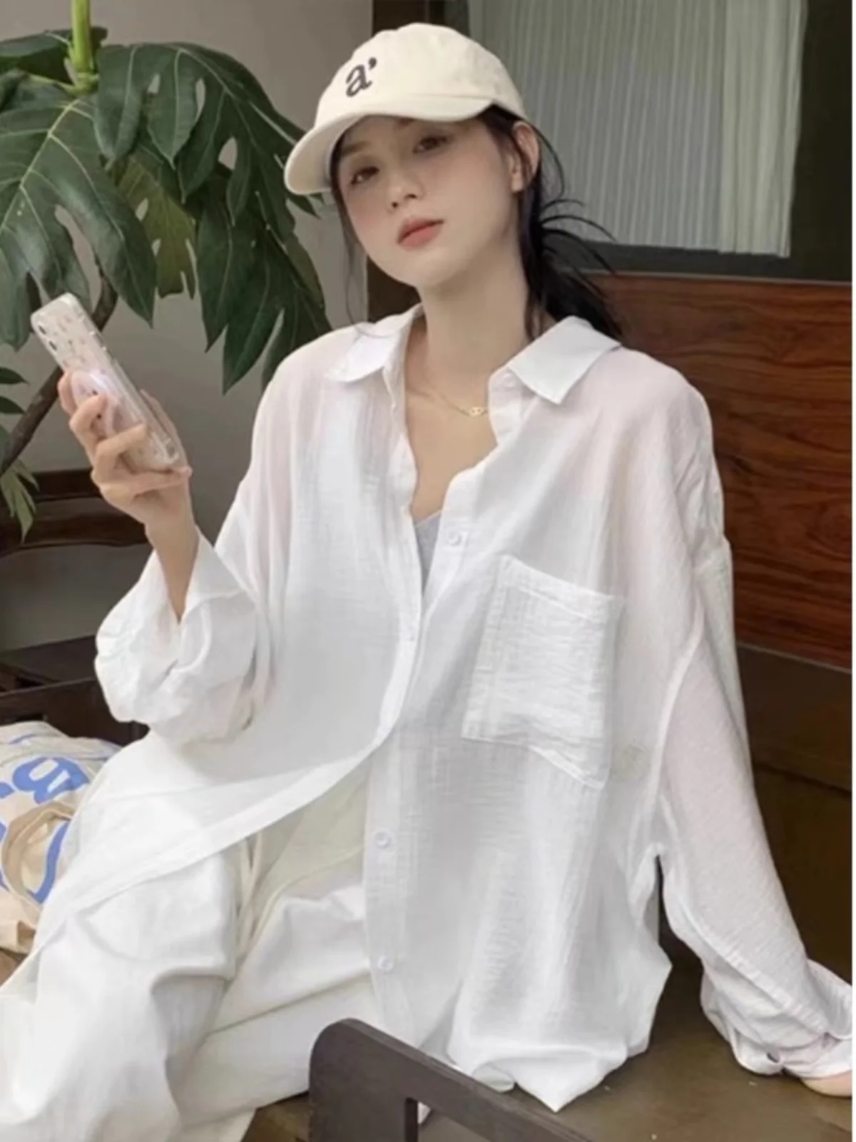 Женская летняя тонкая свободная рубашка с защитой от солнца, белая, в стиле BF, с длинным рукавом, воротником и пуговицами, для кондиционированных помещений
Женская летняя тонкая свободная рубашка с защитой от солнца, белая, в стиле BF, с длинным рукавом, воротником и пуговицами, для кондиционированных помещений