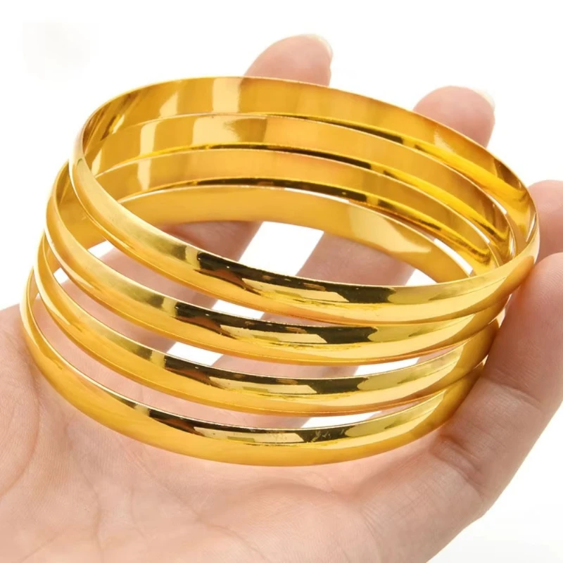 2024 Elegant 18K Gold Bangle Bracelet for Women - Simple Minimalist Solid Gold Plated Jewelry
2024 Elegant 18K Gold Bangle Bracelet for Women - Simple Minimalist Solid Gold Plated Jewelry