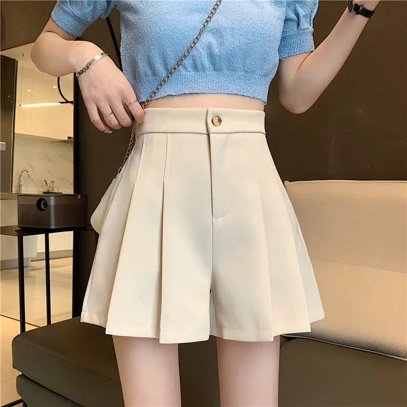 Shorts Womens Luxe Simple High Waist Smooth Texture Subtle Shine Slim Fit Tailored Detail Matte Fabric Elegant Neutral
Shorts Womens Luxe Simple High Waist Smooth Texture Subtle Shine Slim Fit Tailored Detail Matte Fabric Elegant Neutral